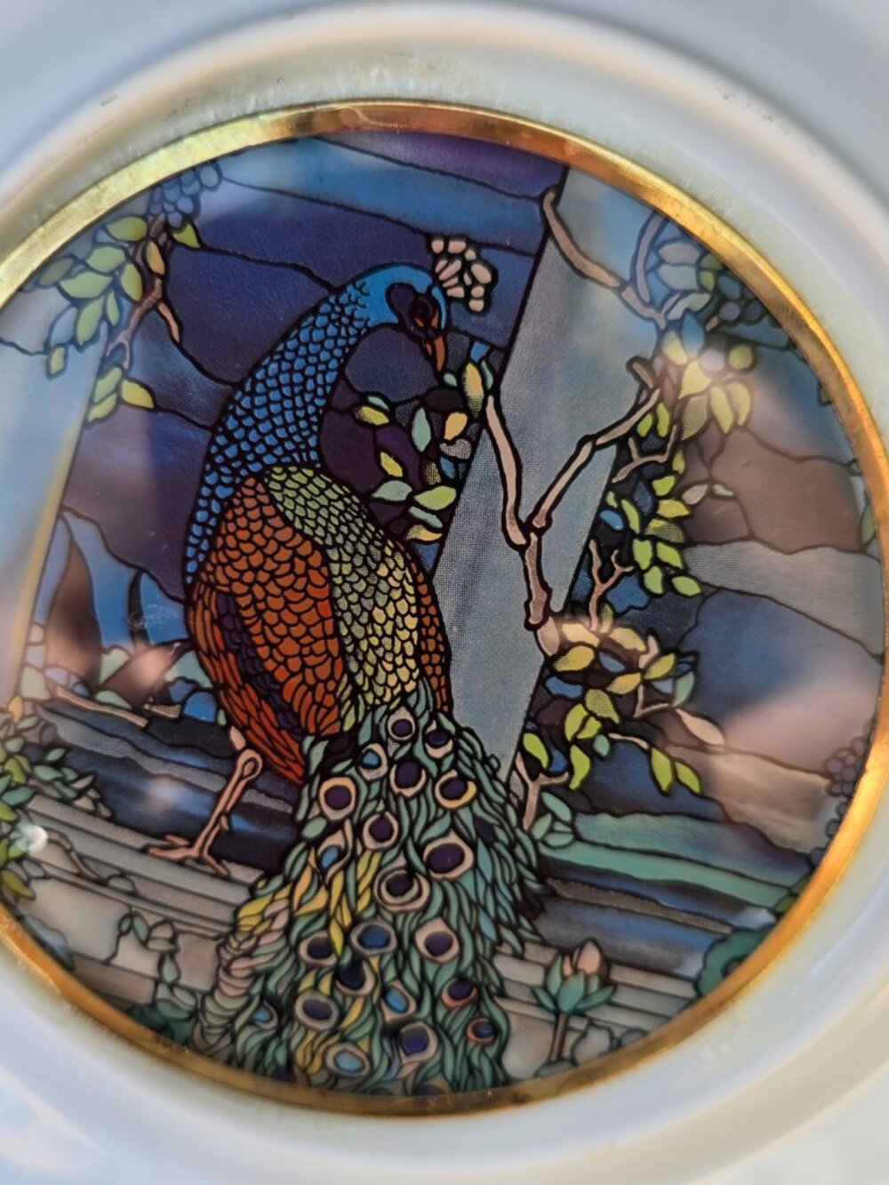 1983 “Peacock and Wisteria” Plate • Tiffany Gardens Series • Louis Comfort Tiffa - Picture 5 of 8